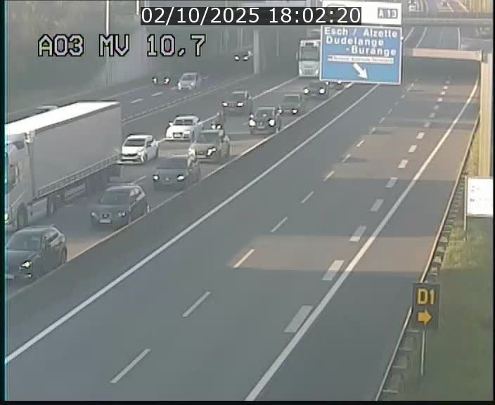 <h2>Traffic live webcam Luxembourg Croix de Bettembourg - A3 - BK 10.7 - direction France</h2>