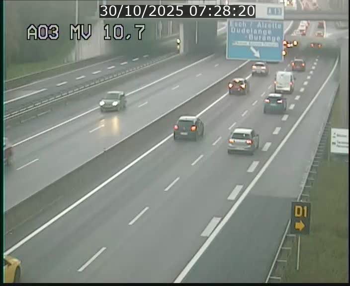 <h2>Traffic live webcam Luxembourg Croix de Bettembourg - A3 - BK 10.7 - direction France</h2>