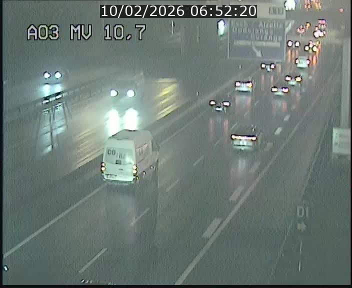 Traffic live webcam Luxembourg Croix de Bettembourg - A3 - BK 10.7 - direction France