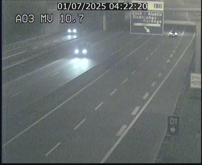 <h2>Traffic live webcam Luxembourg Croix de Bettembourg - A3 - BK 10.7 - direction France</h2>