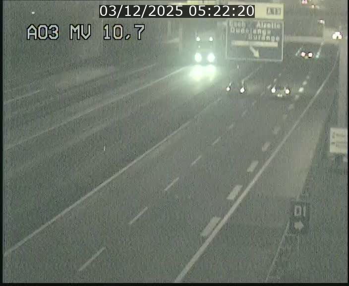 <h2>Traffic live webcam Luxembourg Croix de Bettembourg - A3 - BK 10.7 - direction France</h2>