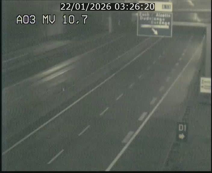 Traffic live webcam Luxembourg Croix de Bettembourg - A3 - BK 10.7 - direction France