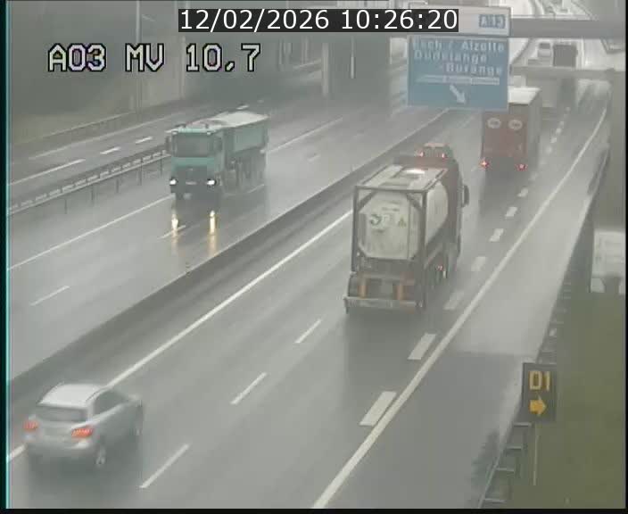 <h2>Traffic live webcam Luxembourg Croix de Bettembourg - A3 - BK 10.7 - direction France</h2>