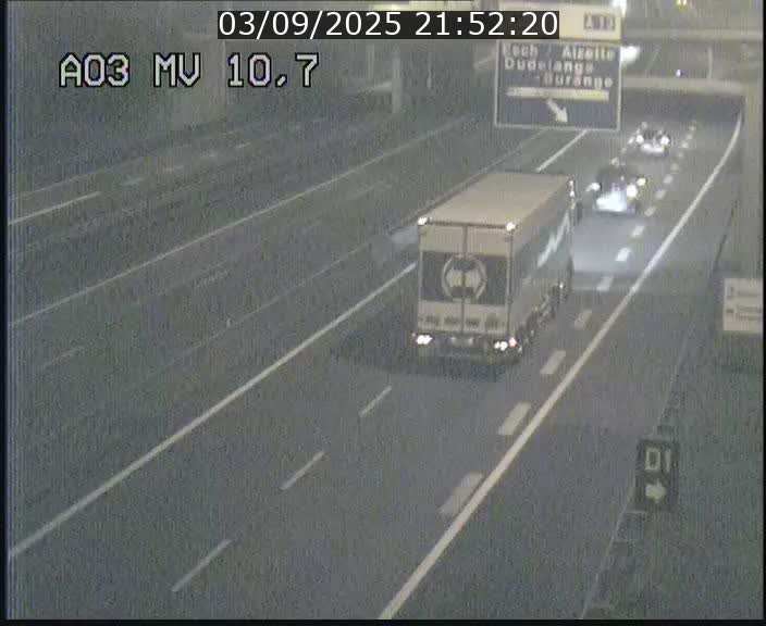 <h2>Traffic live webcam Luxembourg Croix de Bettembourg - A3 - BK 10.7 - direction France</h2>