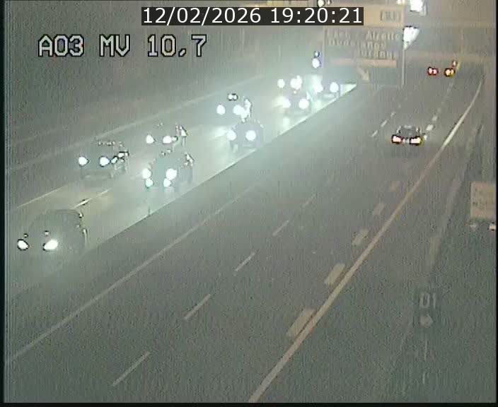 <h2>Traffic live webcam Luxembourg Croix de Bettembourg - A3 - BK 10.7 - direction France</h2>