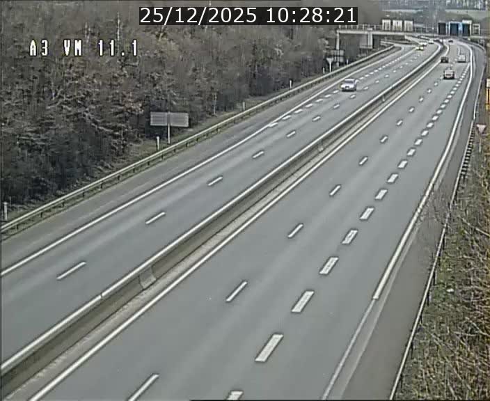 <h2>Webcam à la frontière franco-luxembourgeoise, avant la Croix de Bettembourg - BK 11.1 - direction Luxembourg-ville</h2>
