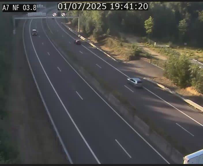 <h2>Webcam autoroute A7 au Luxembourg à la sortie du Tunnel Stafelter vers le Nord</h2>