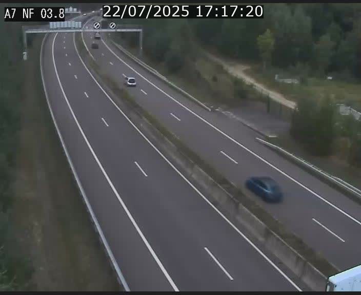 <h2>Webcam autoroute A7 au Luxembourg à la sortie du Tunnel Stafelter vers le Nord</h2>