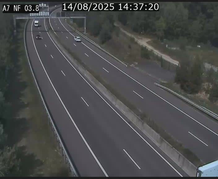 <h2>Webcam autoroute A7 au Luxembourg à la sortie du Tunnel Stafelter vers le Nord</h2>