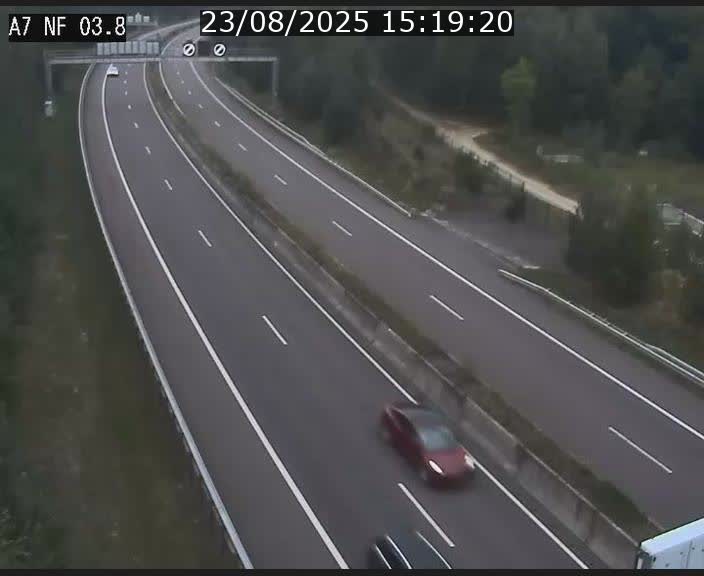 <h2>Webcam autoroute A7 au Luxembourg à la sortie du Tunnel Stafelter vers le Nord</h2>