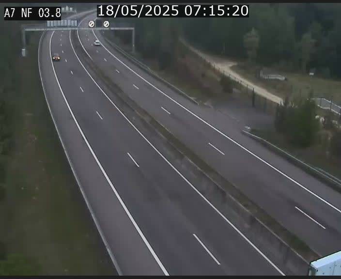 <h2>Webcam autoroute A7 au Luxembourg à la sortie du Tunnel Stafelter vers le Nord</h2>
