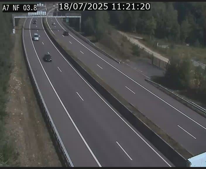 <h2>Webcam autoroute A7 au Luxembourg à la sortie du Tunnel Stafelter vers le Nord</h2>