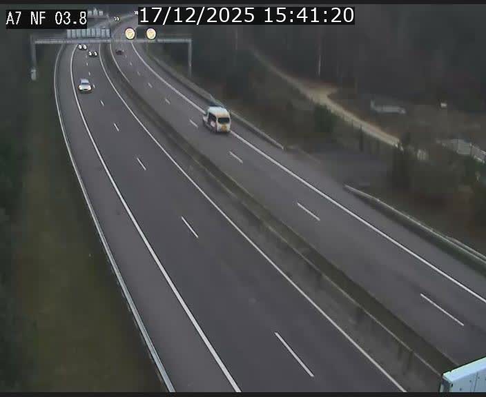 <h2>Webcam autoroute A7 au Luxembourg à la sortie du Tunnel Stafelter vers le Nord</h2>