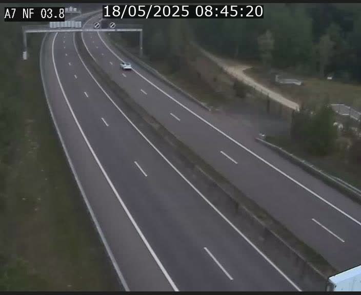 <h2>Webcam autoroute A7 au Luxembourg à la sortie du Tunnel Stafelter vers le Nord</h2>