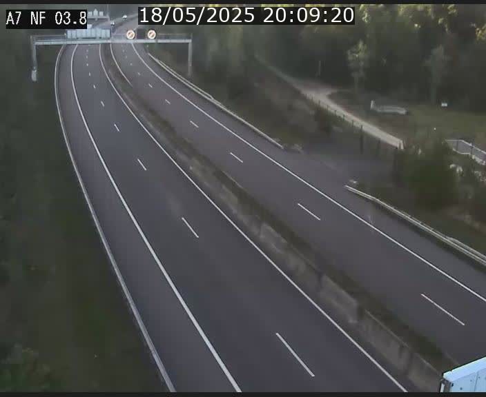 <h2>Webcam autoroute A7 au Luxembourg à la sortie du Tunnel Stafelter vers le Nord</h2>