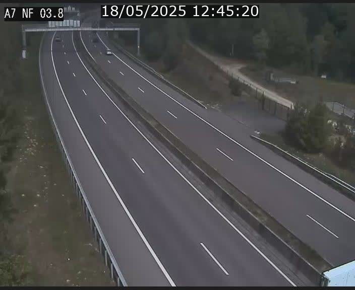 <h2>Webcam autoroute A7 au Luxembourg à la sortie du Tunnel Stafelter vers le Nord</h2>