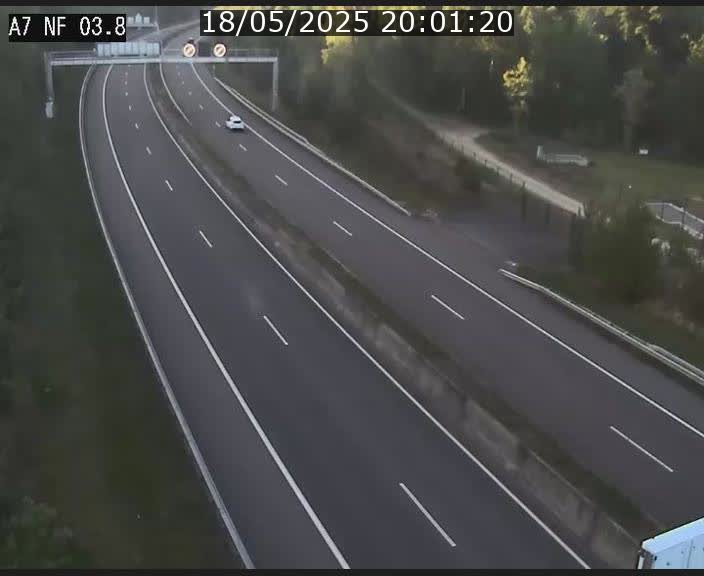 <h2>Webcam autoroute A7 au Luxembourg à la sortie du Tunnel Stafelter vers le Nord</h2>