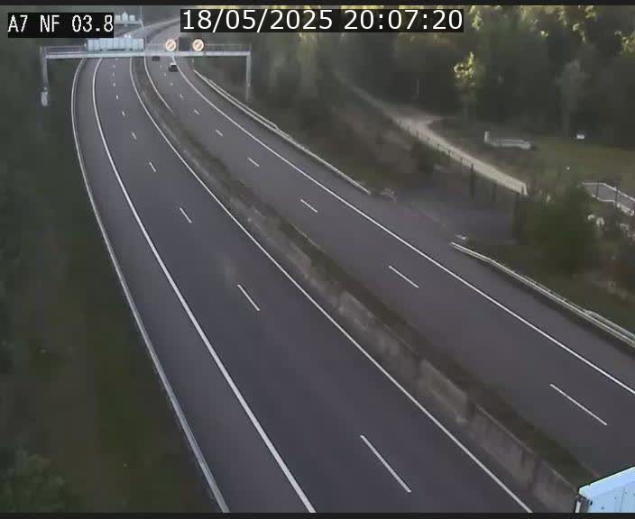 <h2>Webcam autoroute A7 au Luxembourg à la sortie du Tunnel Stafelter vers le Nord</h2>