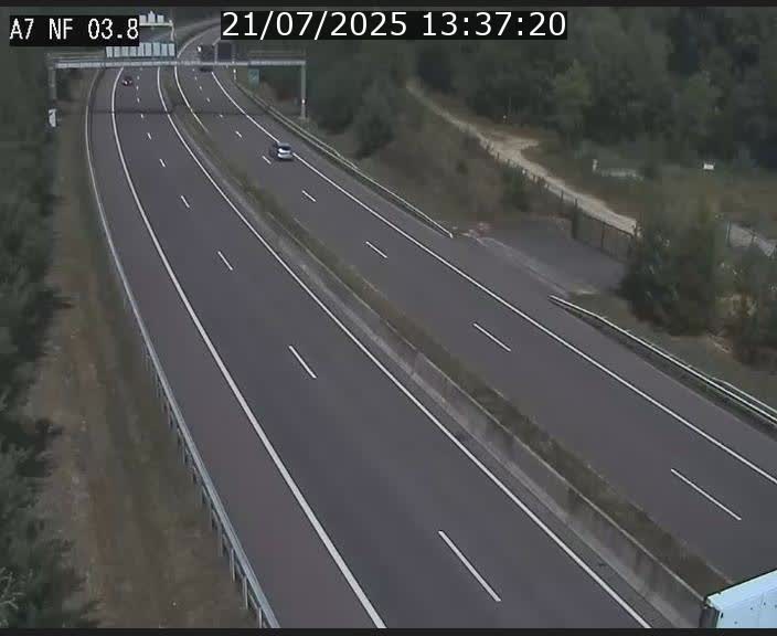 <h2>Webcam autoroute A7 au Luxembourg à la sortie du Tunnel Stafelter vers le Nord</h2>