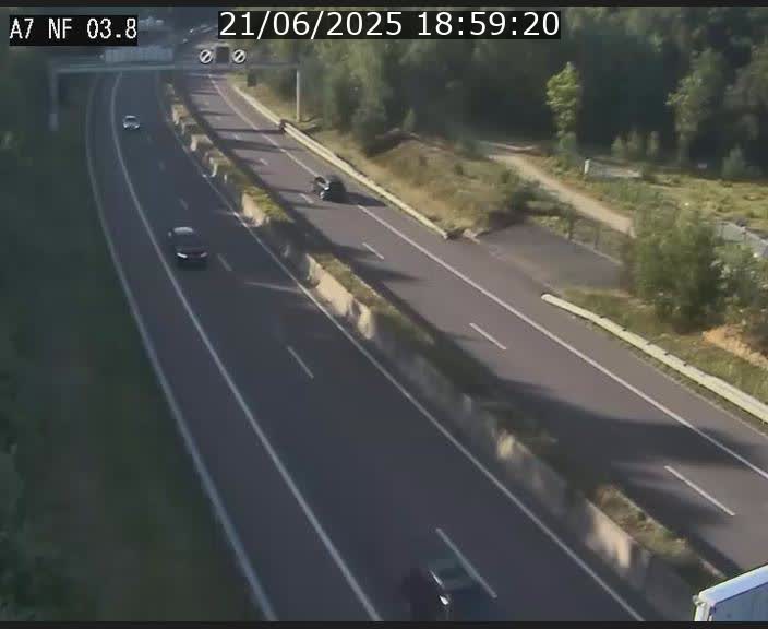<h2>Webcam autoroute A7 au Luxembourg à la sortie du Tunnel Stafelter vers le Nord</h2>