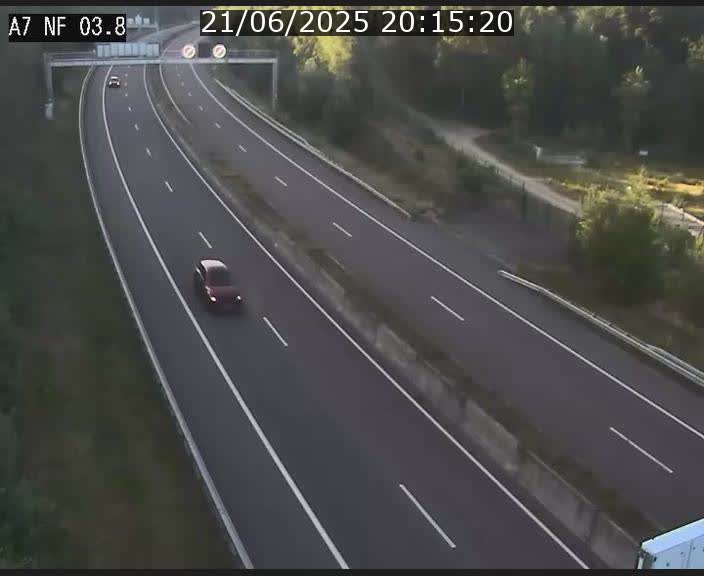 <h2>Webcam autoroute A7 au Luxembourg à la sortie du Tunnel Stafelter vers le Nord</h2>