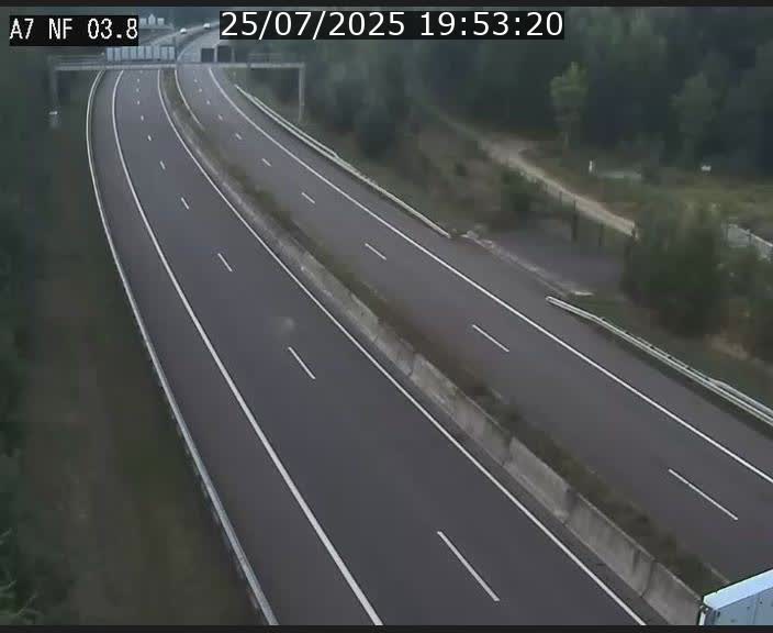 <h2>Webcam autoroute A7 au Luxembourg à la sortie du Tunnel Stafelter vers le Nord</h2>