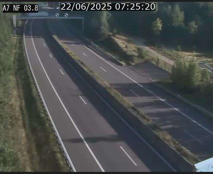 <h2>Webcam autoroute A7 au Luxembourg à la sortie du Tunnel Stafelter vers le Nord</h2>