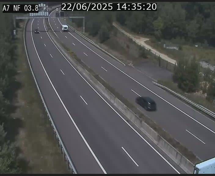 <h2>Webcam autoroute A7 au Luxembourg à la sortie du Tunnel Stafelter vers le Nord</h2>