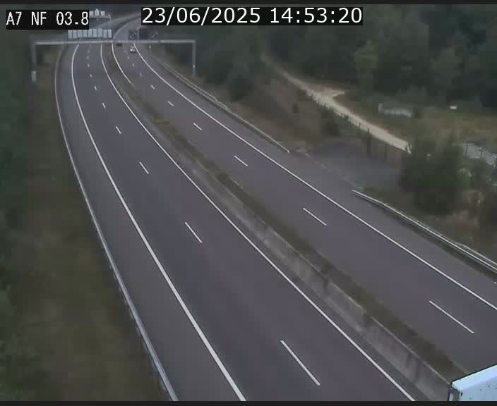<h2>Webcam autoroute A7 au Luxembourg à la sortie du Tunnel Stafelter vers le Nord</h2>