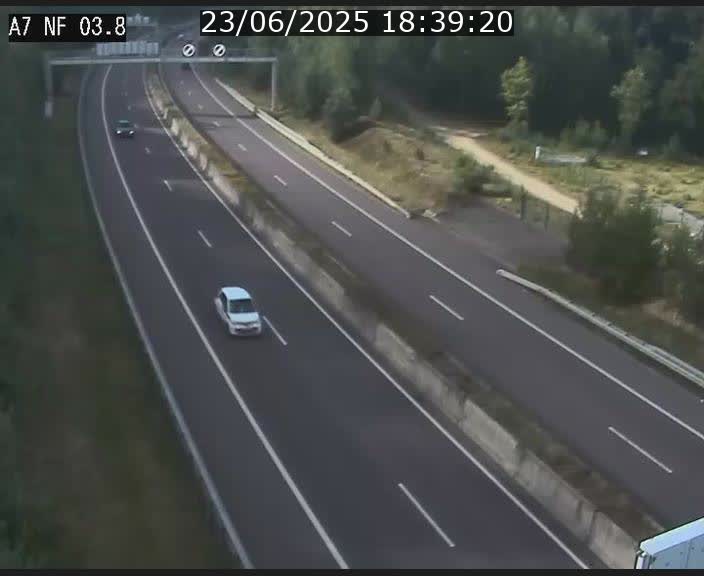<h2>Webcam autoroute A7 au Luxembourg à la sortie du Tunnel Stafelter vers le Nord</h2>
