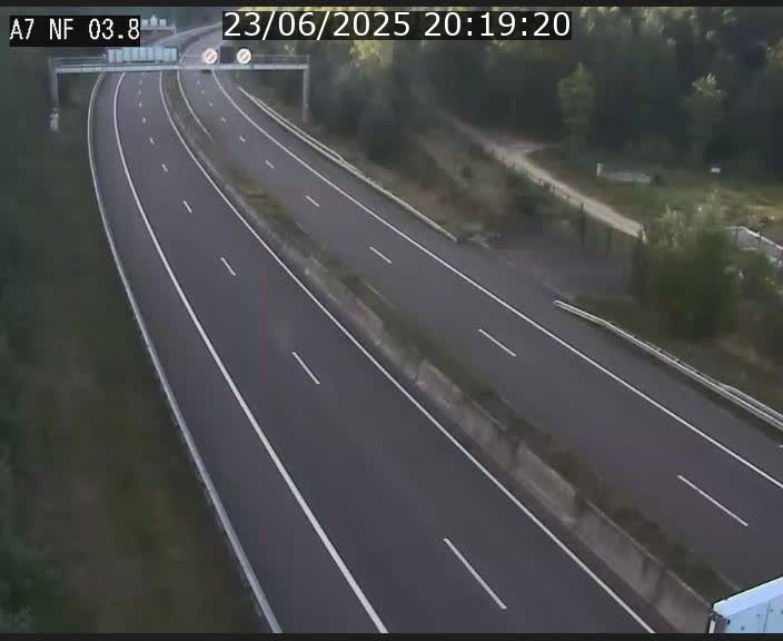 <h2>Webcam autoroute A7 au Luxembourg à la sortie du Tunnel Stafelter vers le Nord</h2>