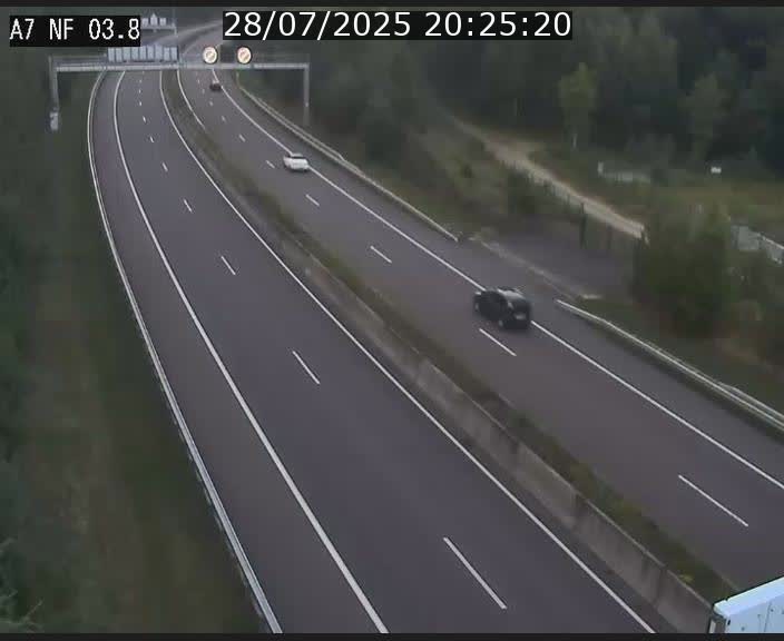 <h2>Webcam autoroute A7 au Luxembourg à la sortie du Tunnel Stafelter vers le Nord</h2>