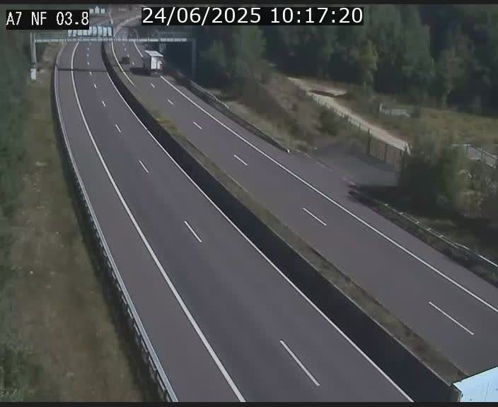 <h2>Webcam autoroute A7 au Luxembourg à la sortie du Tunnel Stafelter vers le Nord</h2>
