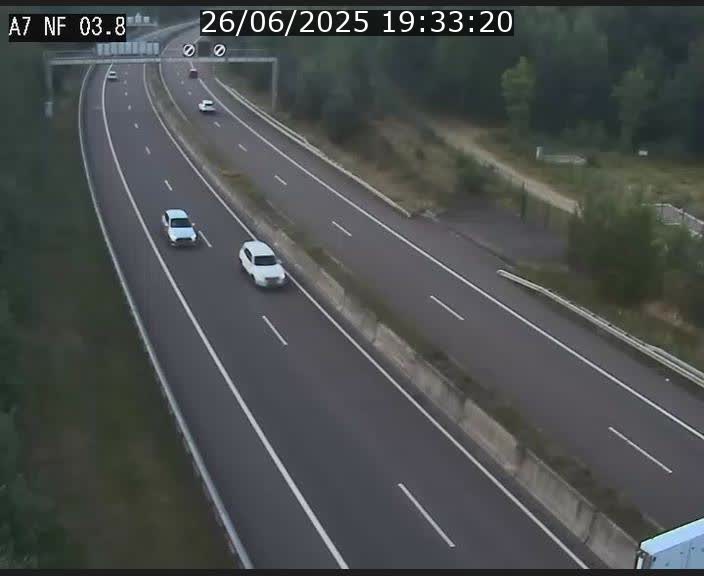 <h2>Webcam autoroute A7 au Luxembourg à la sortie du Tunnel Stafelter vers le Nord</h2>