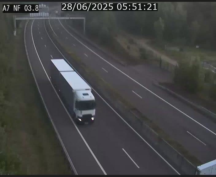 <h2>Webcam autoroute A7 au Luxembourg à la sortie du Tunnel Stafelter vers le Nord</h2>