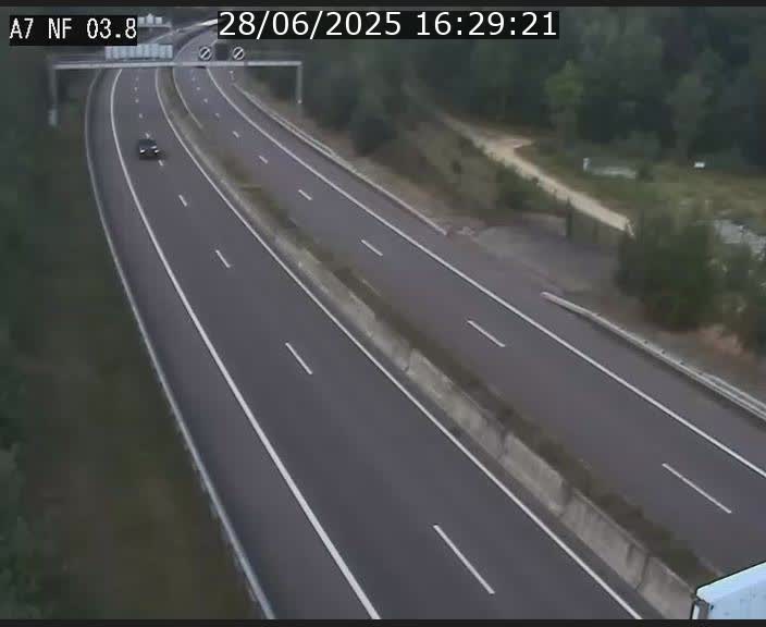 <h2>Webcam autoroute A7 au Luxembourg à la sortie du Tunnel Stafelter vers le Nord</h2>