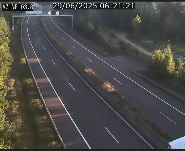 <h2>Webcam autoroute A7 au Luxembourg à la sortie du Tunnel Stafelter vers le Nord</h2>