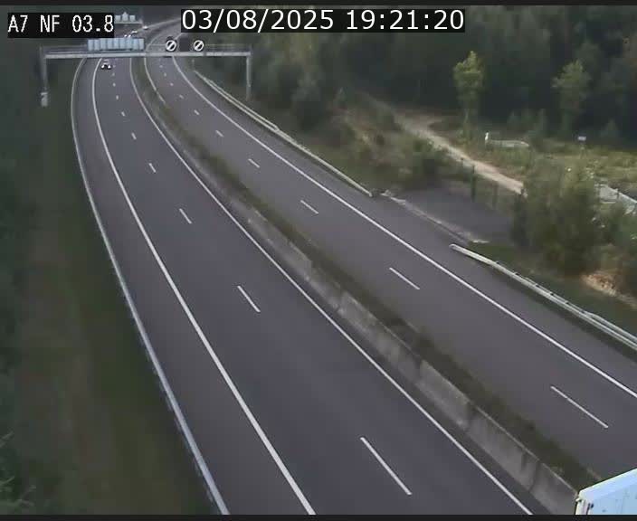 <h2>Webcam autoroute A7 au Luxembourg à la sortie du Tunnel Stafelter vers le Nord</h2>