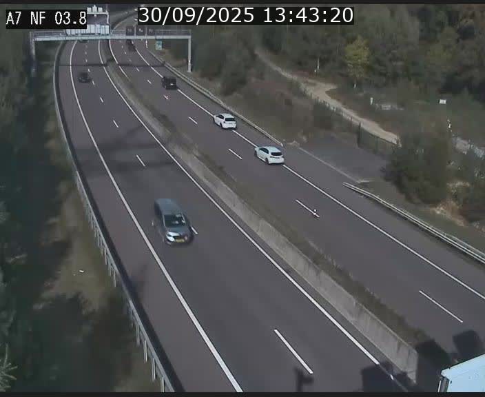 <h2>Webcam autoroute A7 au Luxembourg à la sortie du Tunnel Stafelter vers le Nord</h2>
