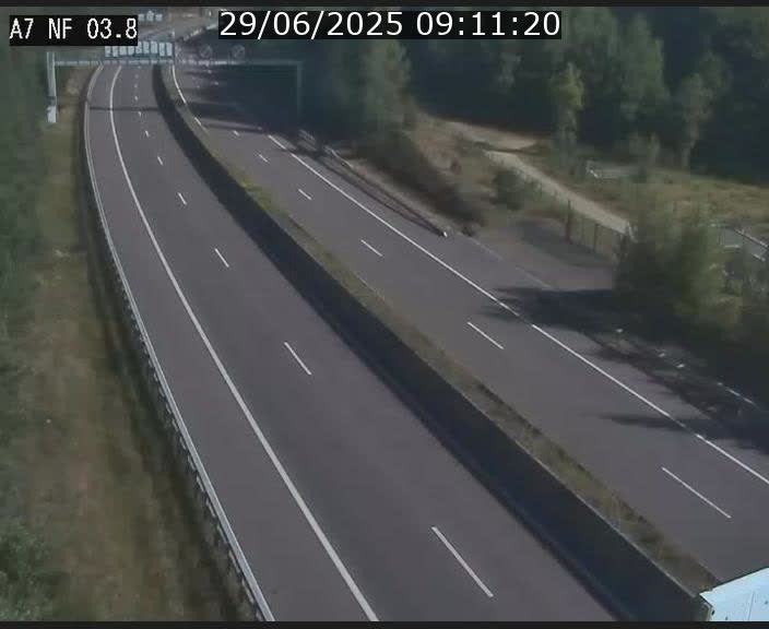 <h2>Webcam autoroute A7 au Luxembourg à la sortie du Tunnel Stafelter vers le Nord</h2>