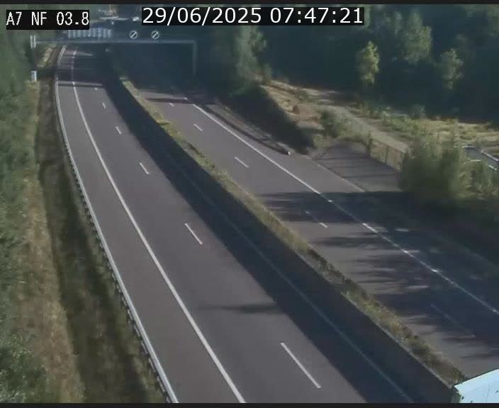 <h2>Webcam autoroute A7 au Luxembourg à la sortie du Tunnel Stafelter vers le Nord</h2>