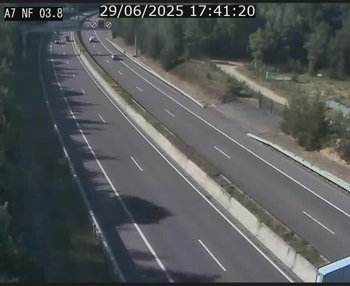 <h2>Webcam autoroute A7 au Luxembourg à la sortie du Tunnel Stafelter vers le Nord</h2>