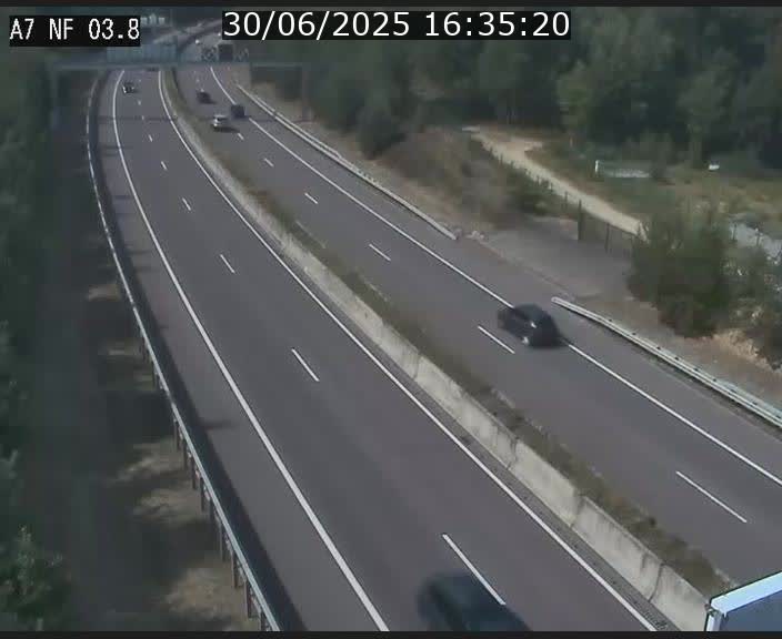 <h2>Webcam autoroute A7 au Luxembourg à la sortie du Tunnel Stafelter vers le Nord</h2>