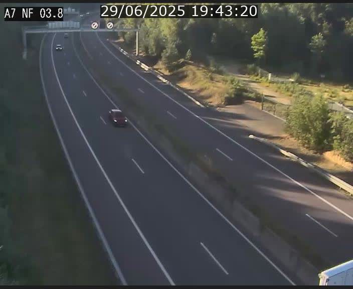 <h2>Webcam autoroute A7 au Luxembourg à la sortie du Tunnel Stafelter vers le Nord</h2>