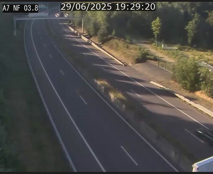 <h2>Webcam autoroute A7 au Luxembourg à la sortie du Tunnel Stafelter vers le Nord</h2>