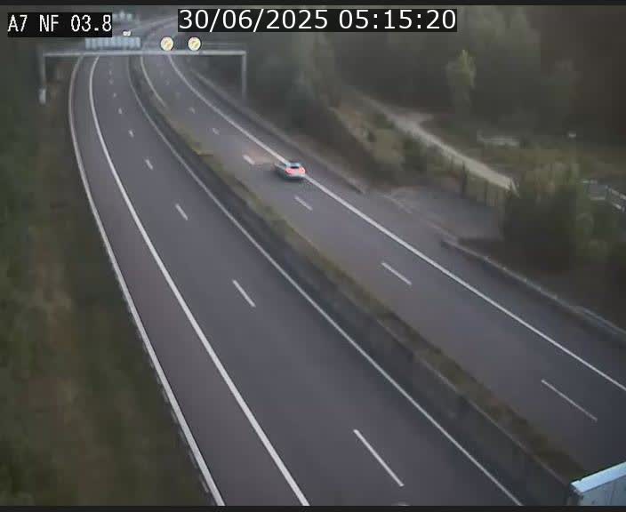 <h2>Webcam autoroute A7 au Luxembourg à la sortie du Tunnel Stafelter vers le Nord</h2>
