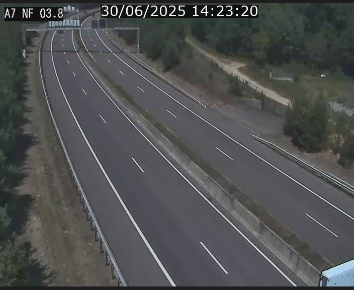 <h2>Webcam autoroute A7 au Luxembourg à la sortie du Tunnel Stafelter vers le Nord</h2>