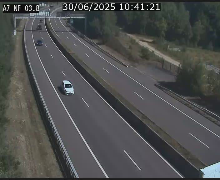 <h2>Webcam autoroute A7 au Luxembourg à la sortie du Tunnel Stafelter vers le Nord</h2>
