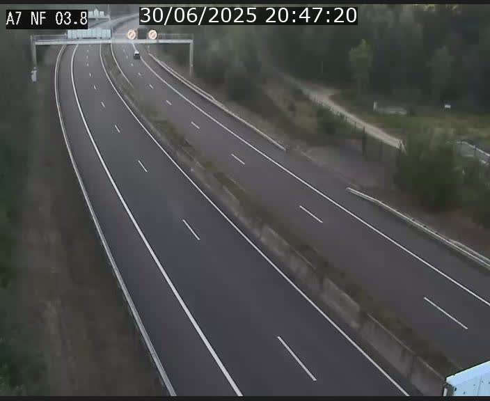 <h2>Webcam autoroute A7 au Luxembourg à la sortie du Tunnel Stafelter vers le Nord</h2>
