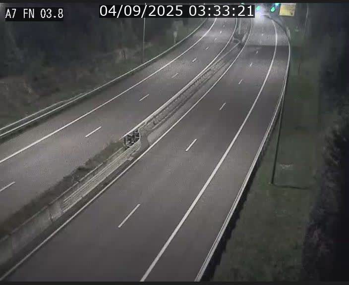 <h2>Caméra autoroute Luxembourg A7 - Passage à gibier Rëngelbour - direction Tunnel Stafelter</h2>